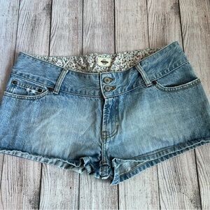 Abercrombie & Fitch Shorty Shorts 12
